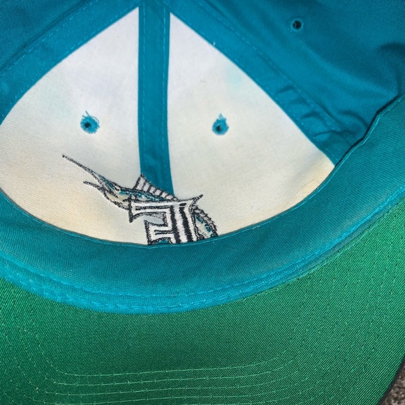 Vintage 90s Florida Marlins Plain Logo Snapback Hat - Picture 5 of 6